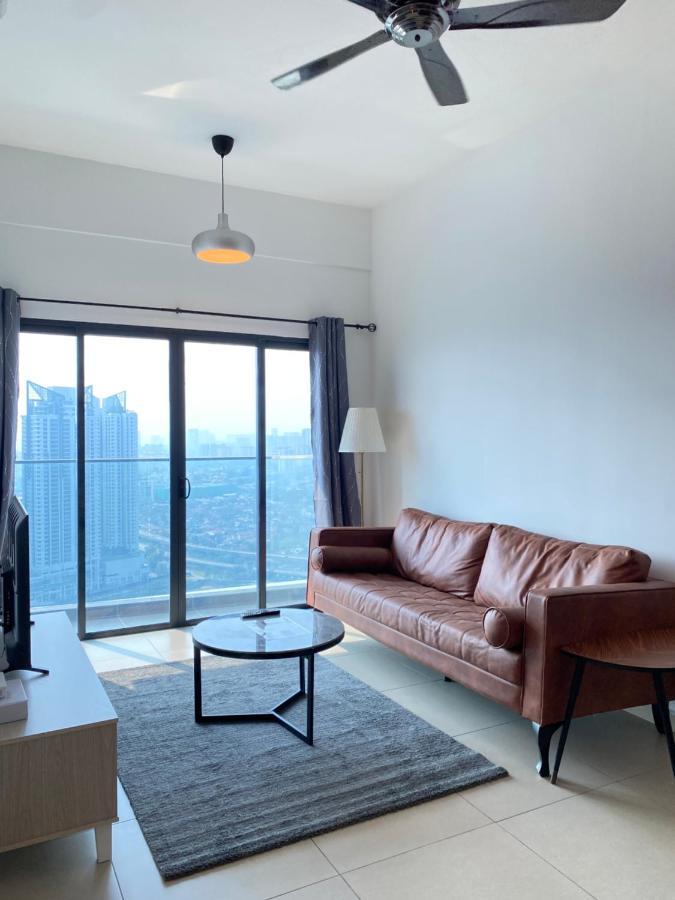 Reizz Residence By Leo Suites Куала-Лумпур Екстер'єр фото